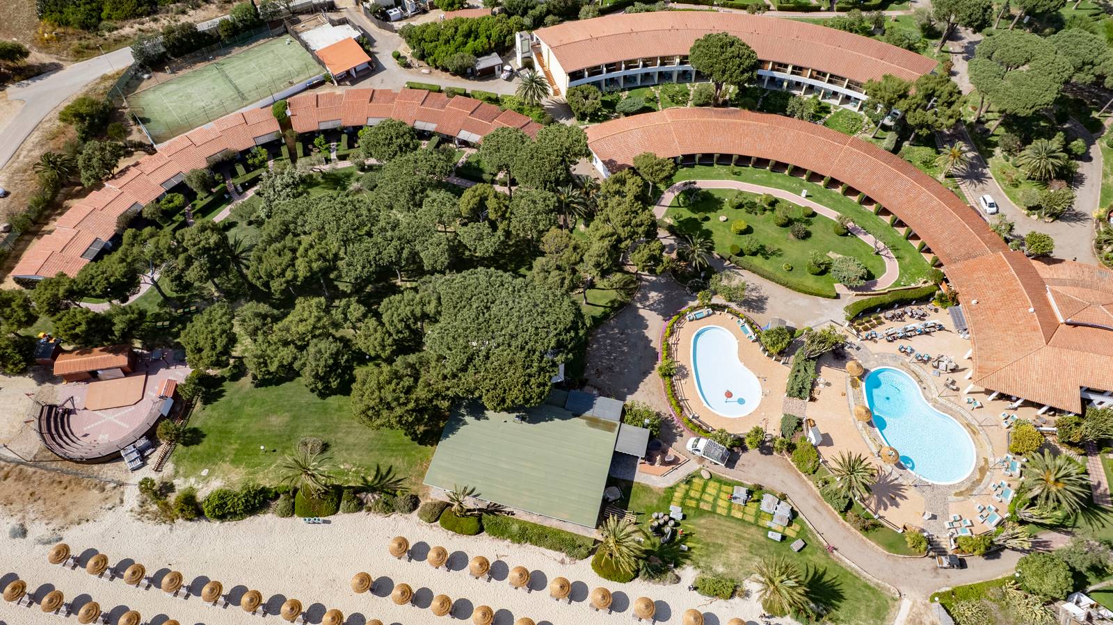 Cormoran Resort Villasimius visto dal drone