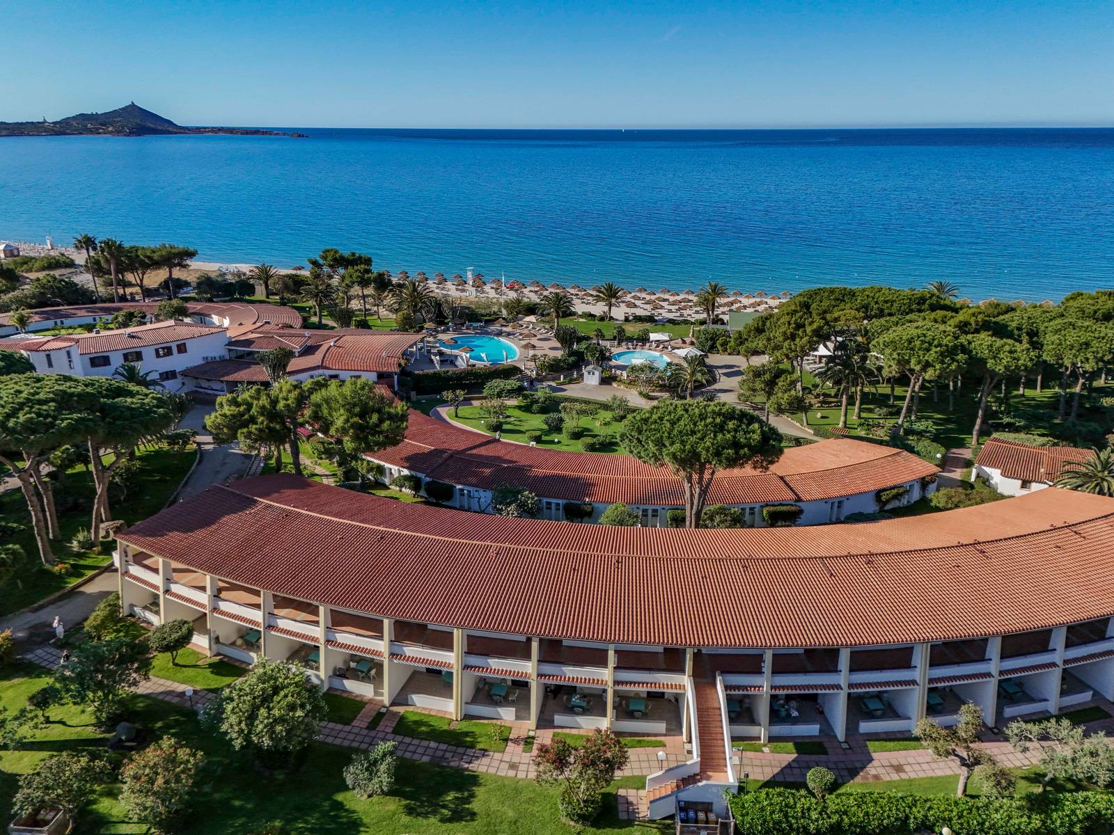 Cormoran Resort Villasimius visto dal drone