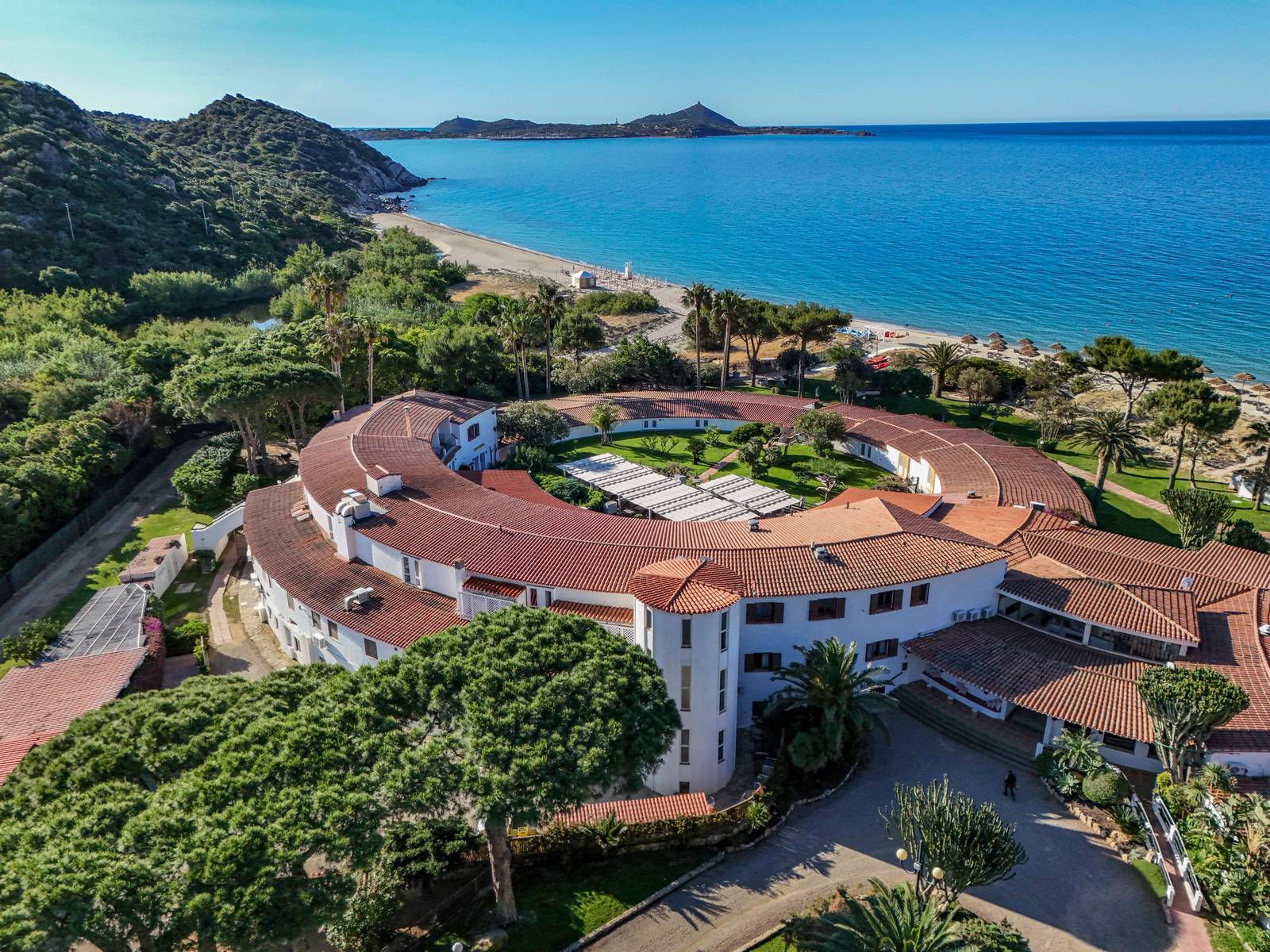 Cormoran Resort Villasimius visto dal drone