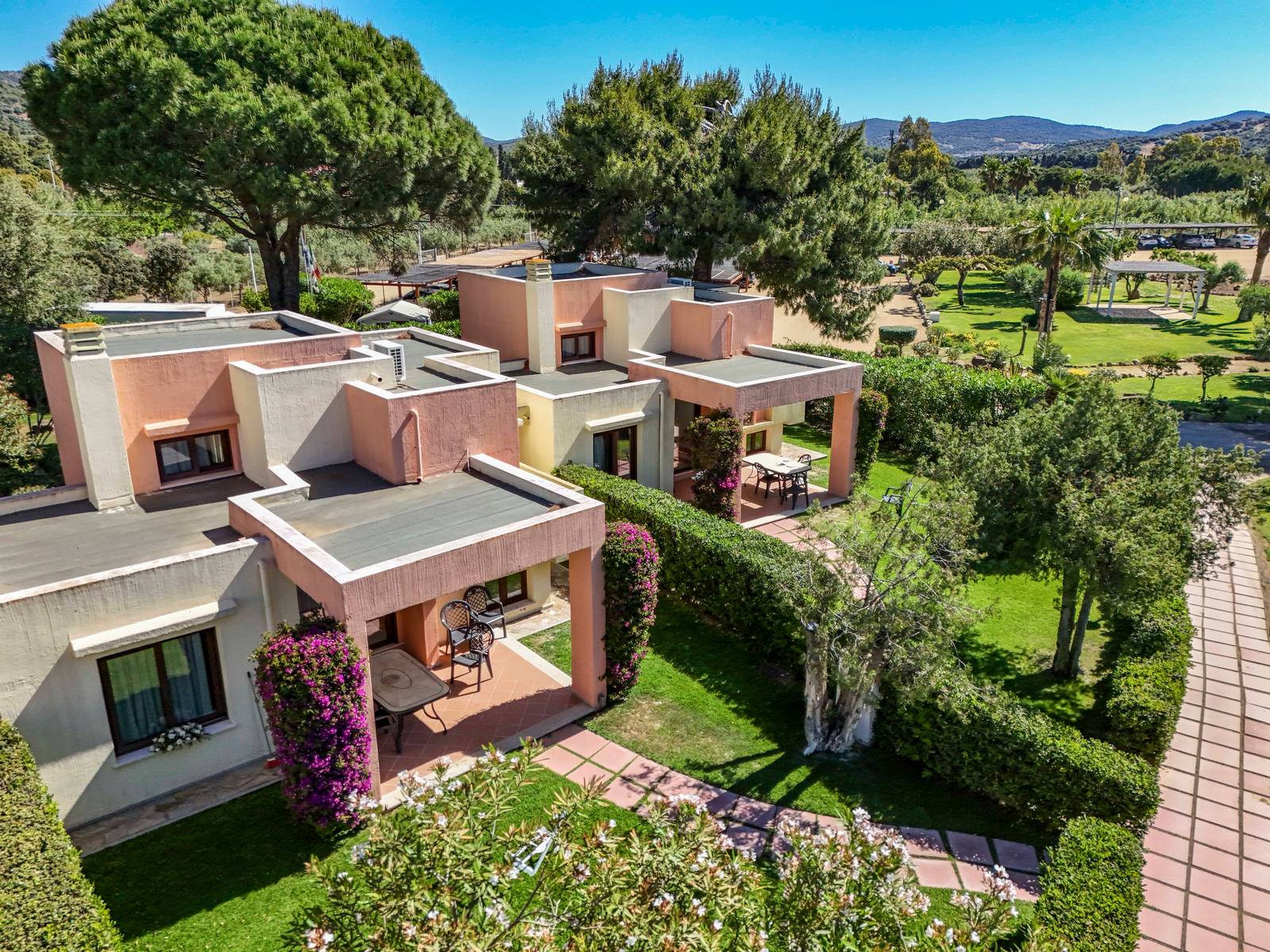 Foto aerea del Cormoran Resort e del mare di Villasimius
