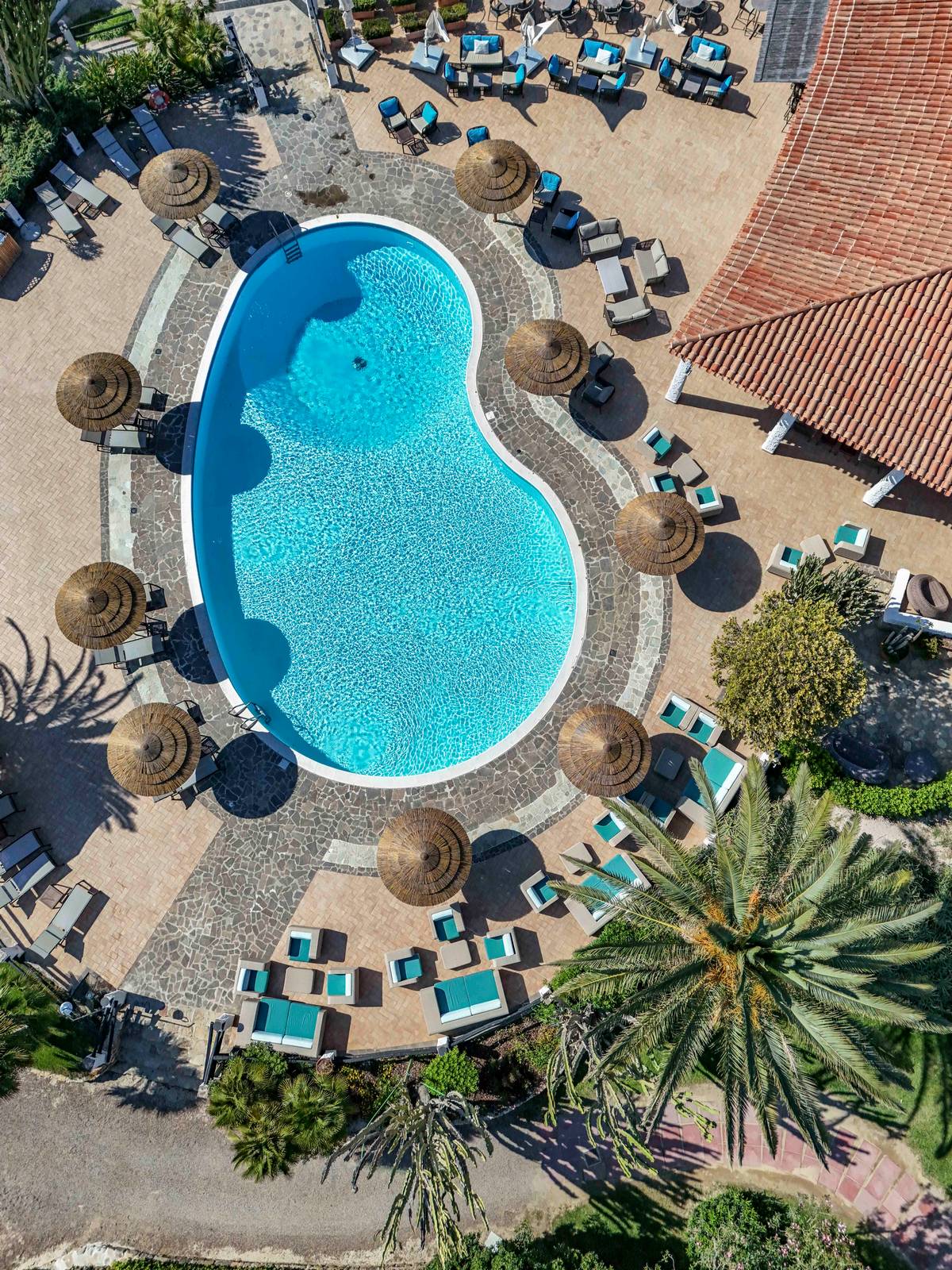 Foto aerea del Cormoran Resort e del mare di Villasimius