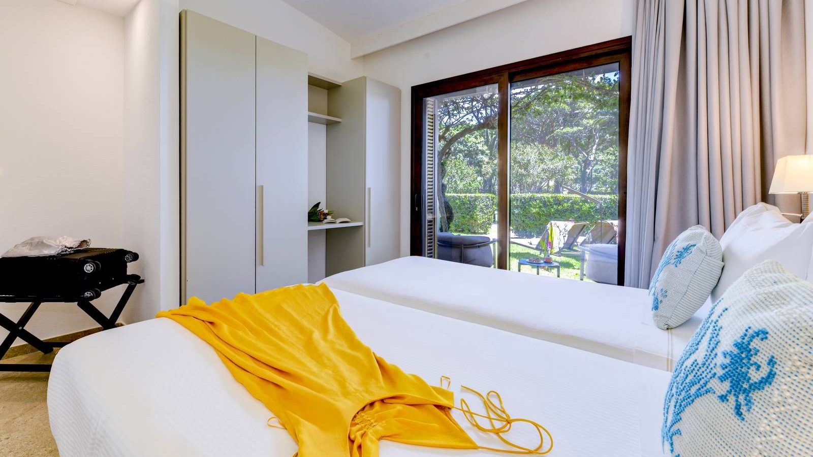 Beach Glam Suite – Cormoran Resort Villasimius