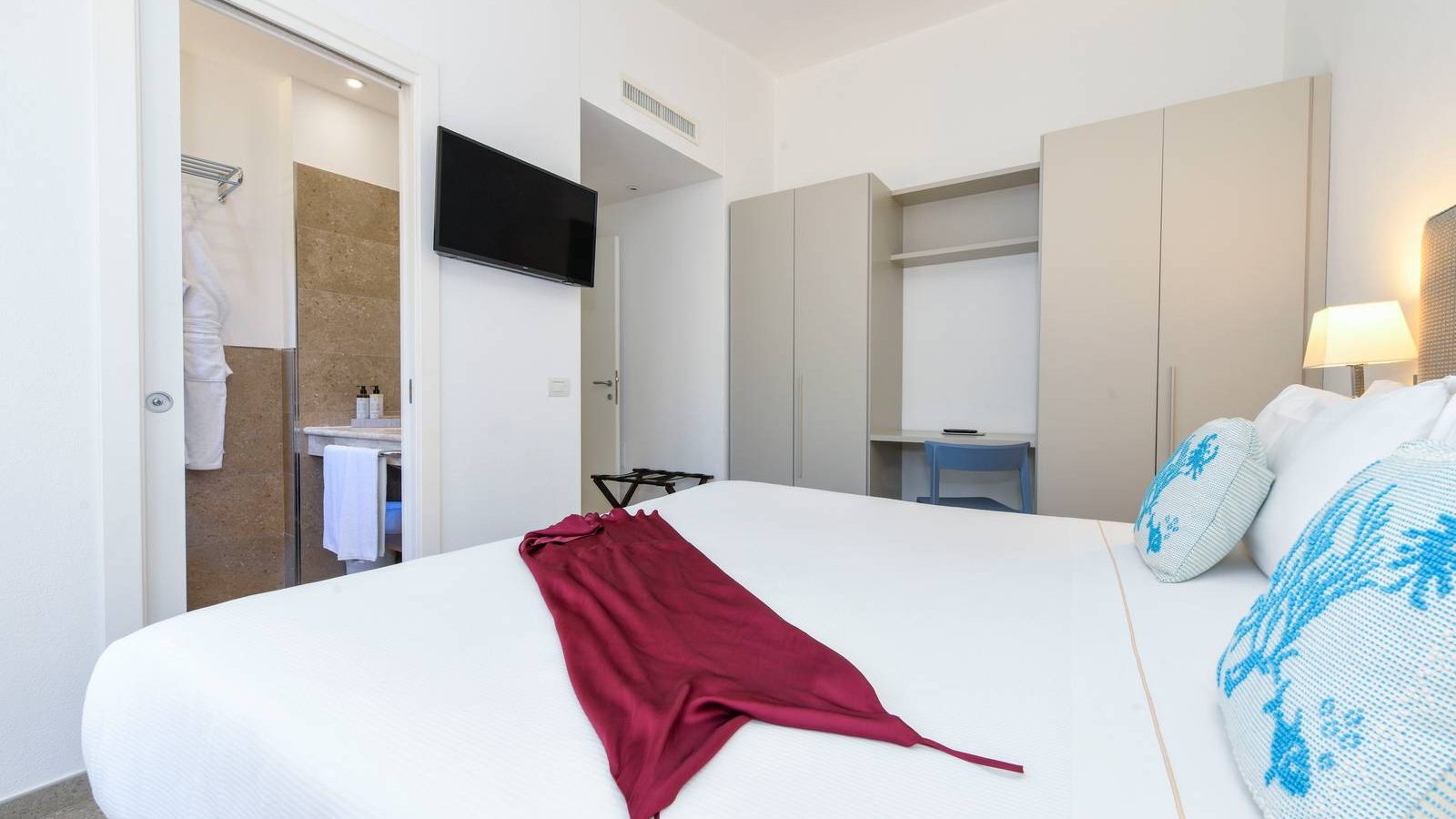 Beach Glam Suite – Cormoran Resort Villasimius