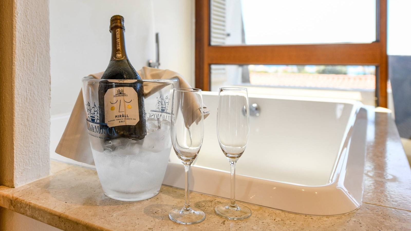 Chambre Deluxe Family vue mer – Cormoran Resort Villasimius