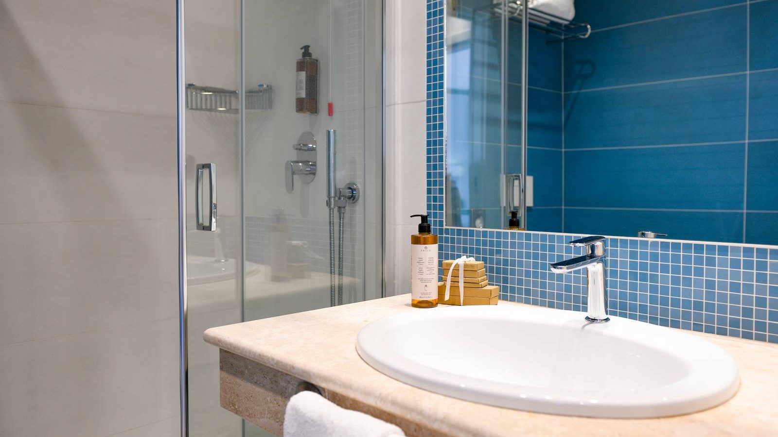 Chambre Supérieure vue mer – Cormoran Resort Villasimius
